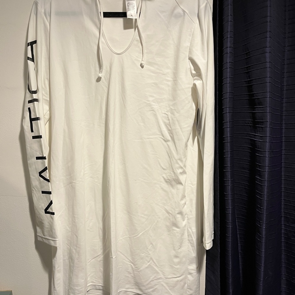 Nautica Classic White bathing suit cover up with hood